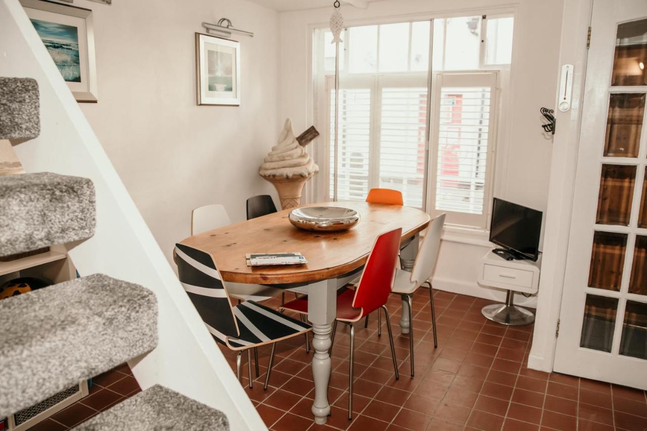 Seatown, Beautiful Townhouse In Central Weymouth Extérieur photo